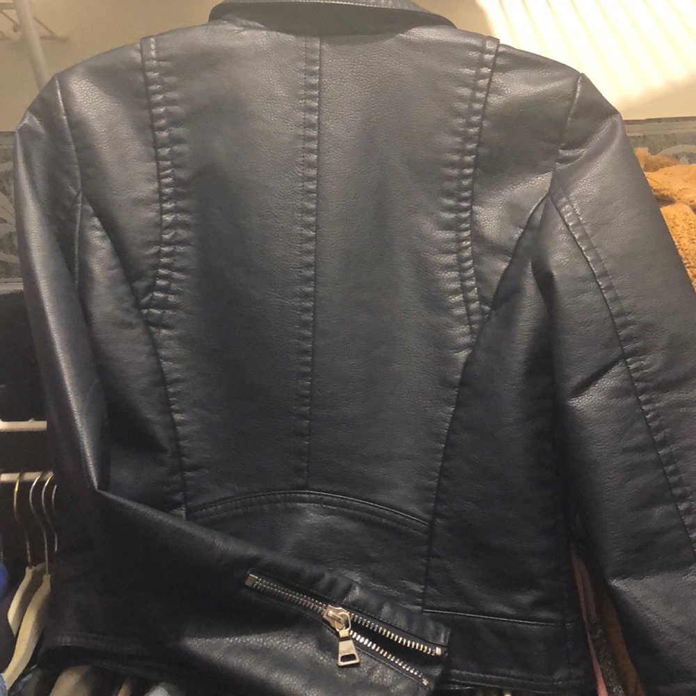 Jacket - Picture 3 of 3